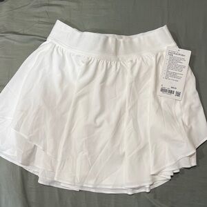 Lululemon Court Rival Tennis Skirt size 6